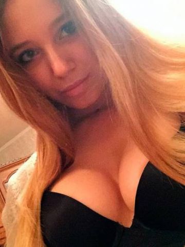 Лена Прекрасная Блондинка